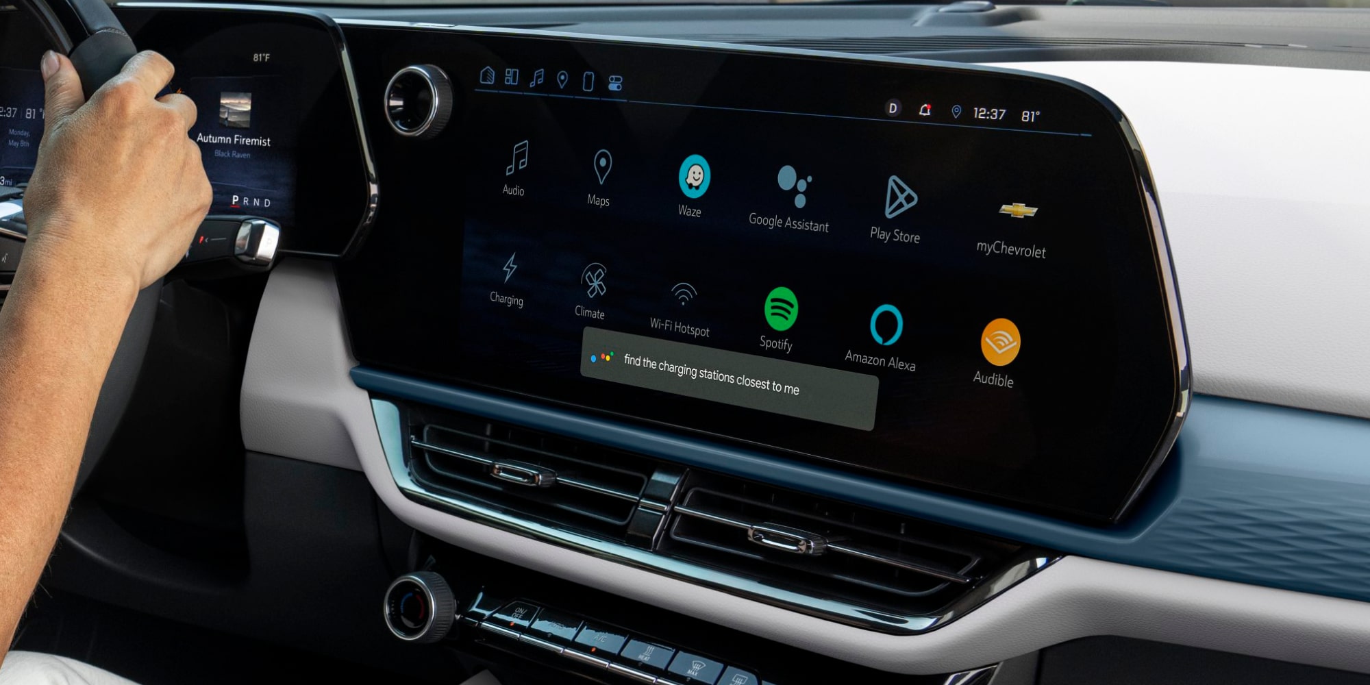Système d'infodivertissement à l'intérieur du Chevrolet Equinox VÉ 2025.