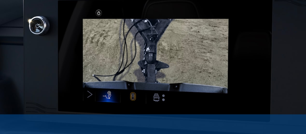 Towing camera view functionality of the Chevrolet Silverado EV WT.