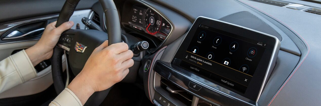 Certaines fonctionnalités OnStar peuvent être accédées depuis l’écran du système d’infodivertissement du véhicule.